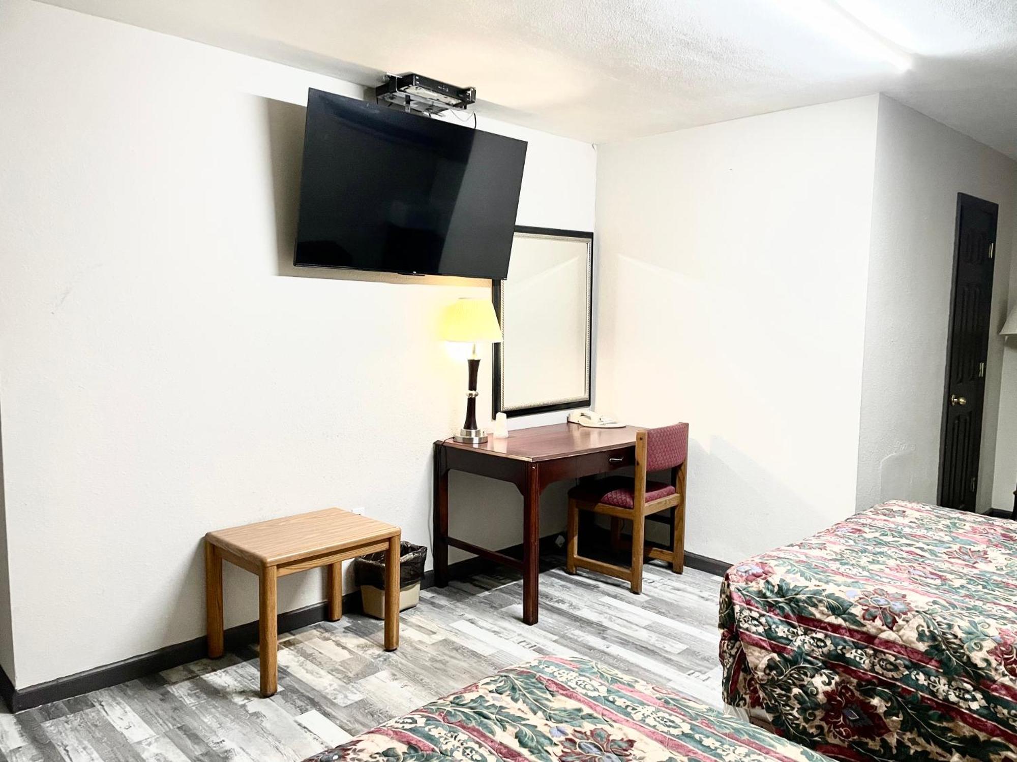 Azure Sky Motel Fort Scott Extérieur photo